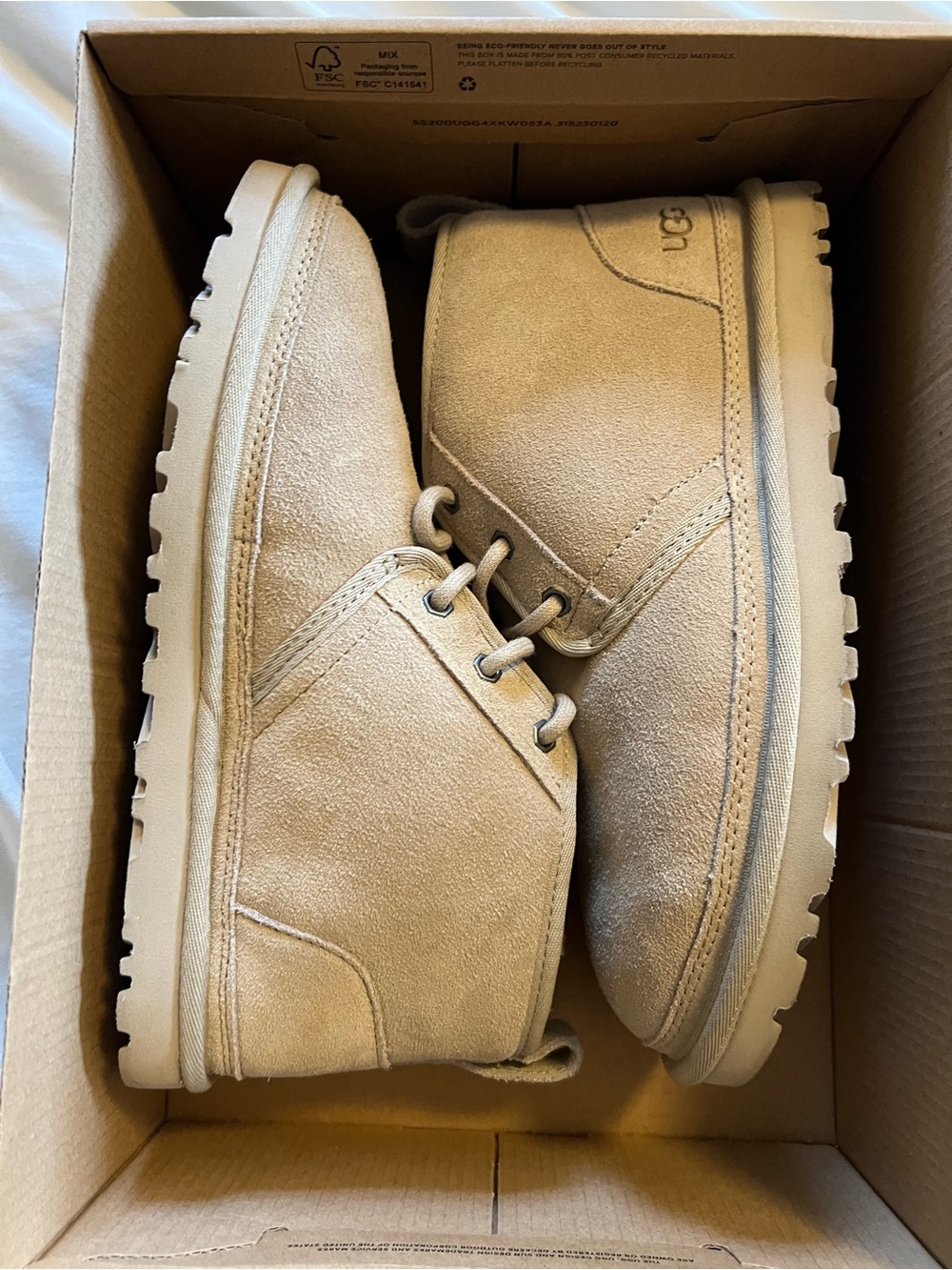UGG Men's Tan Suede Chukka Boot - Desert Sand